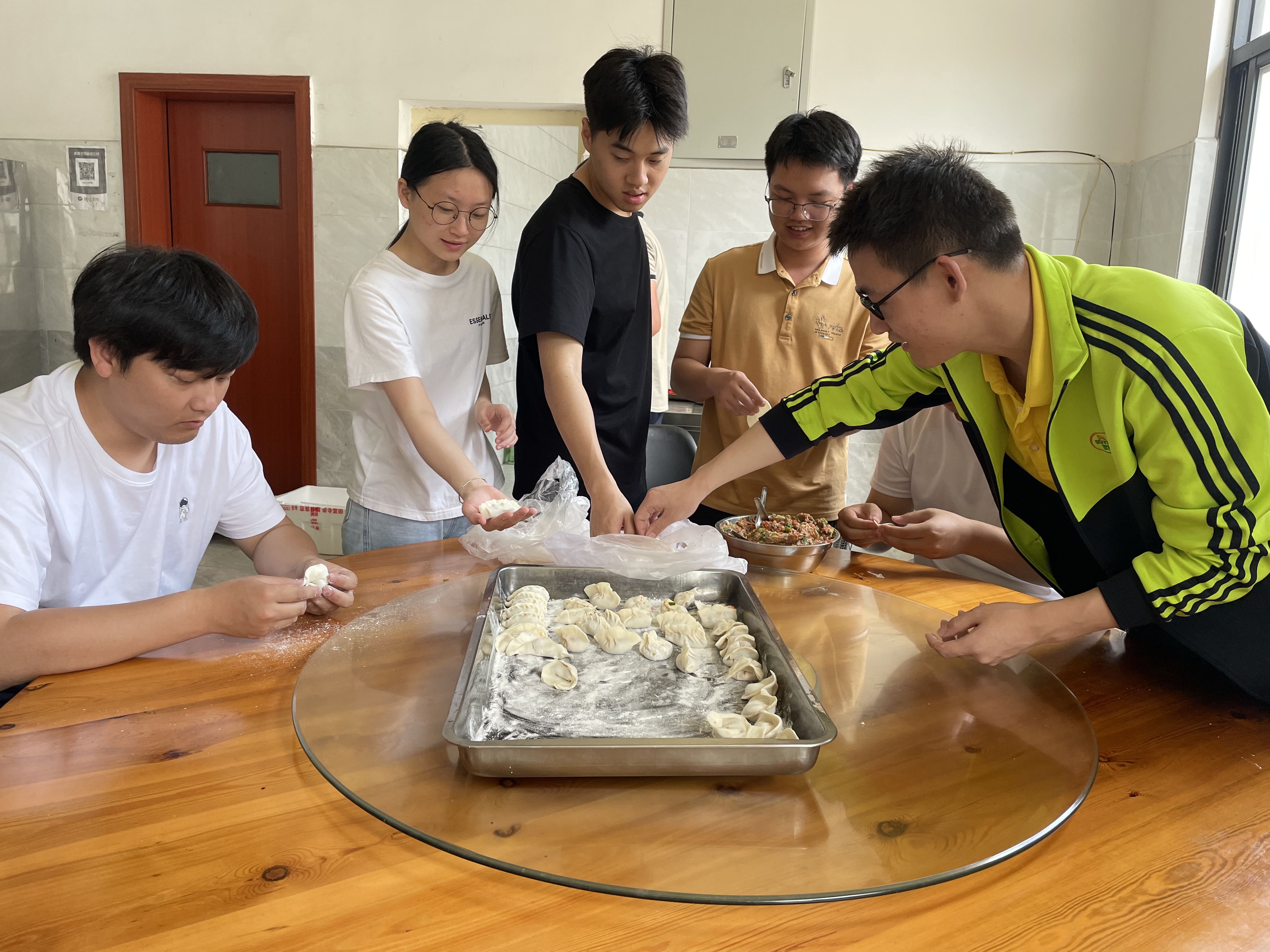 员工风范_加入bg大游_bg大游集团