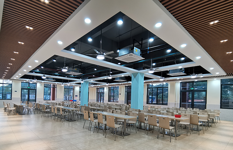 学堂饭堂装建