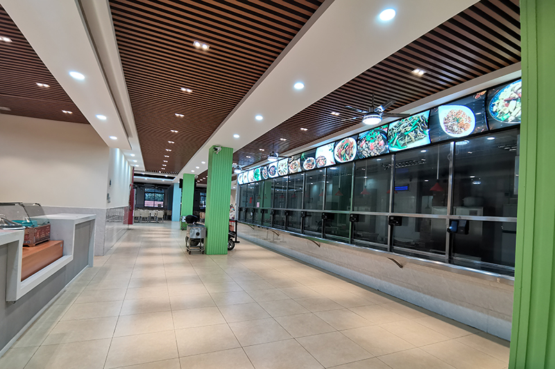 昭通华贸学院白云校区食堂装建项目实景