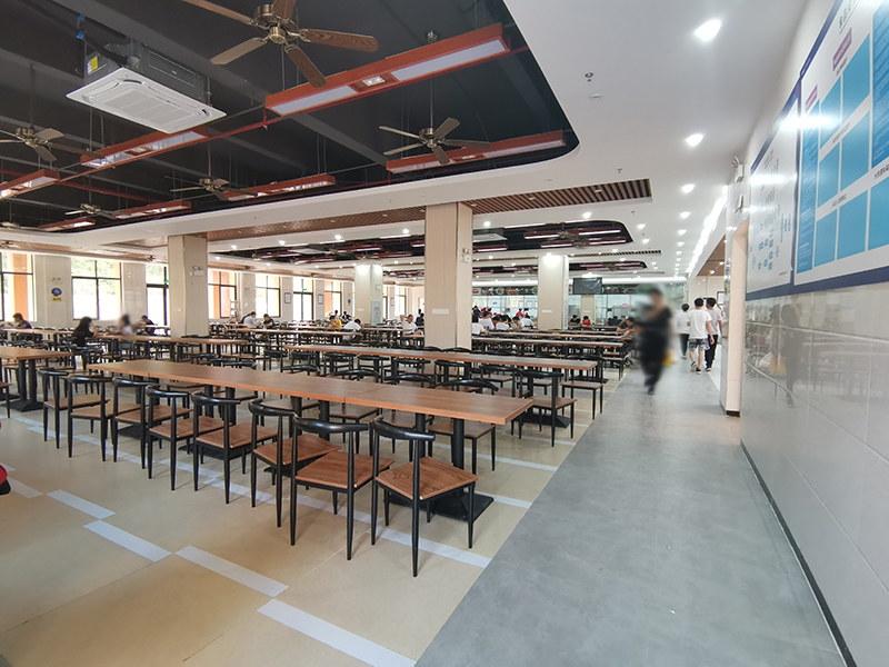 昭通华贸学院白云校区食堂装建项目实景